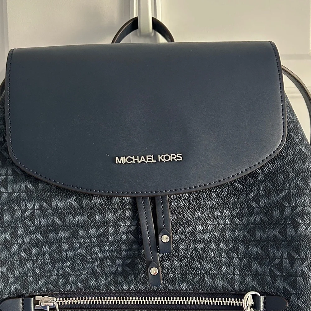 Michael Kors Signature Jet set Navy and Silver‎ MK Logo Backpack